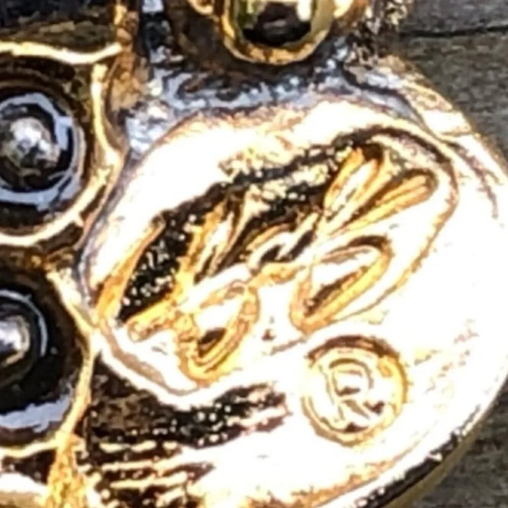 Minimalist Bird Brooch Gold Tone and Silver Tone Designer Signed BB? - Picture 5 of 5